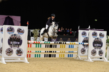 Essex’s young showjumper Lily Grimwade Wins 128cm Championship at HOYS